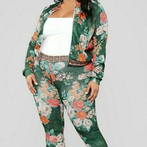 Flower jogging suit
